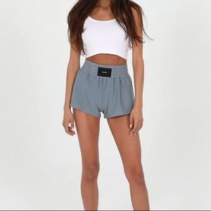 Women’s Talentless Boxing Short in the Color Lead